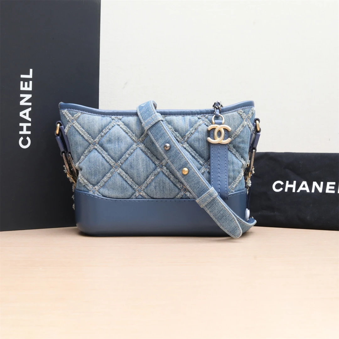 99新 Chanel/香奈儿 小花柳 流浪 小号 20cm 牛仔蓝 29开
