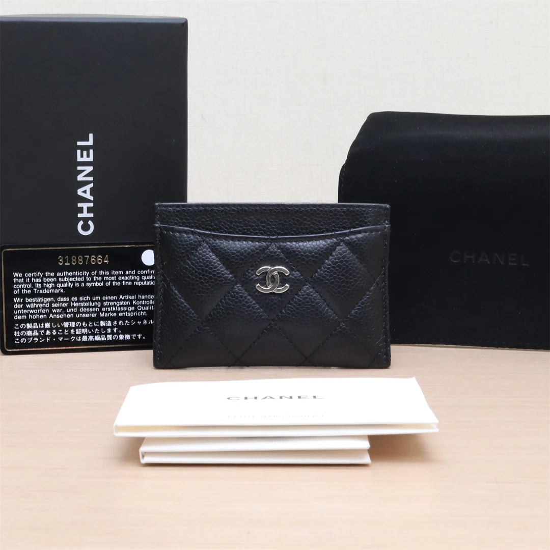 99新  小花瑶瑶 P253290904CF 经典款 卡包 黑色 荔枝皮革C 31开