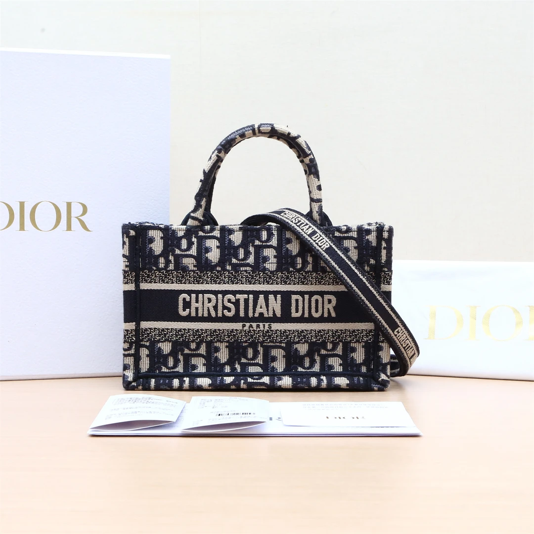 99新 DIOR/迪奥 小花柳 Book Tote 迷你 21.5 包