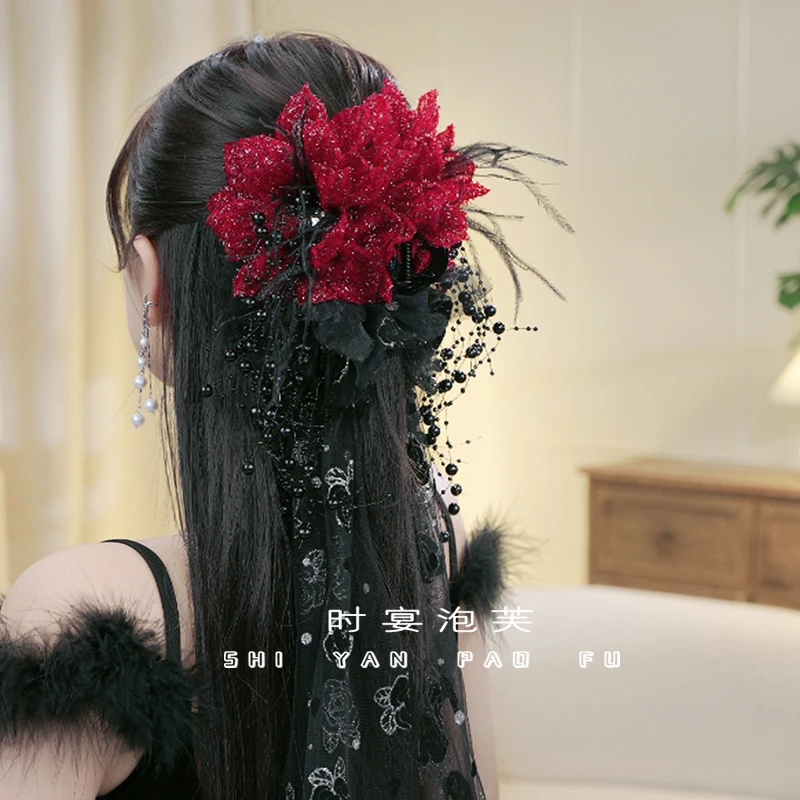 玫瑰飘带秋冬新款刺绣飘带羽毛抓夹高级感古风鲨鱼夹百搭珠珠发饰