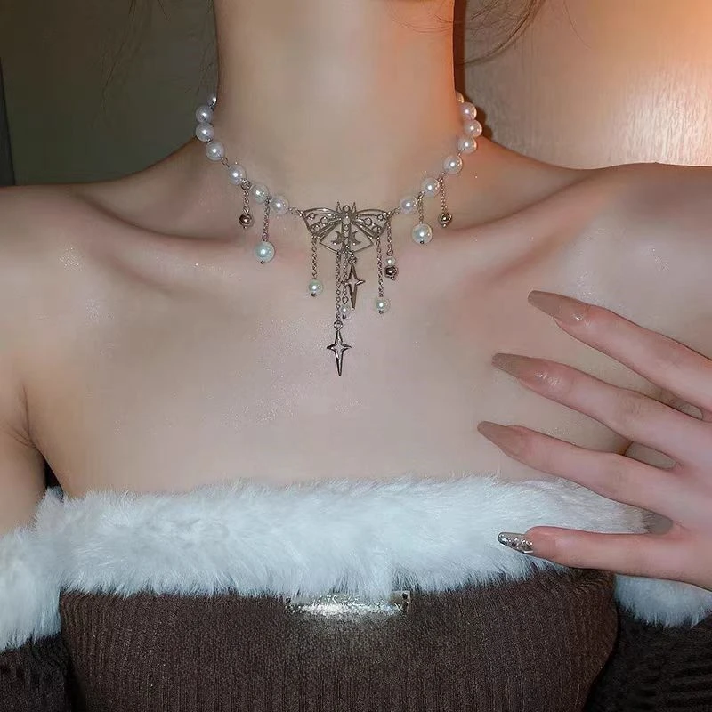 铜合金仿珍珠项链 （蒹葭）B31648蝴蝶镂空珠珠流苏项链法式锁骨链