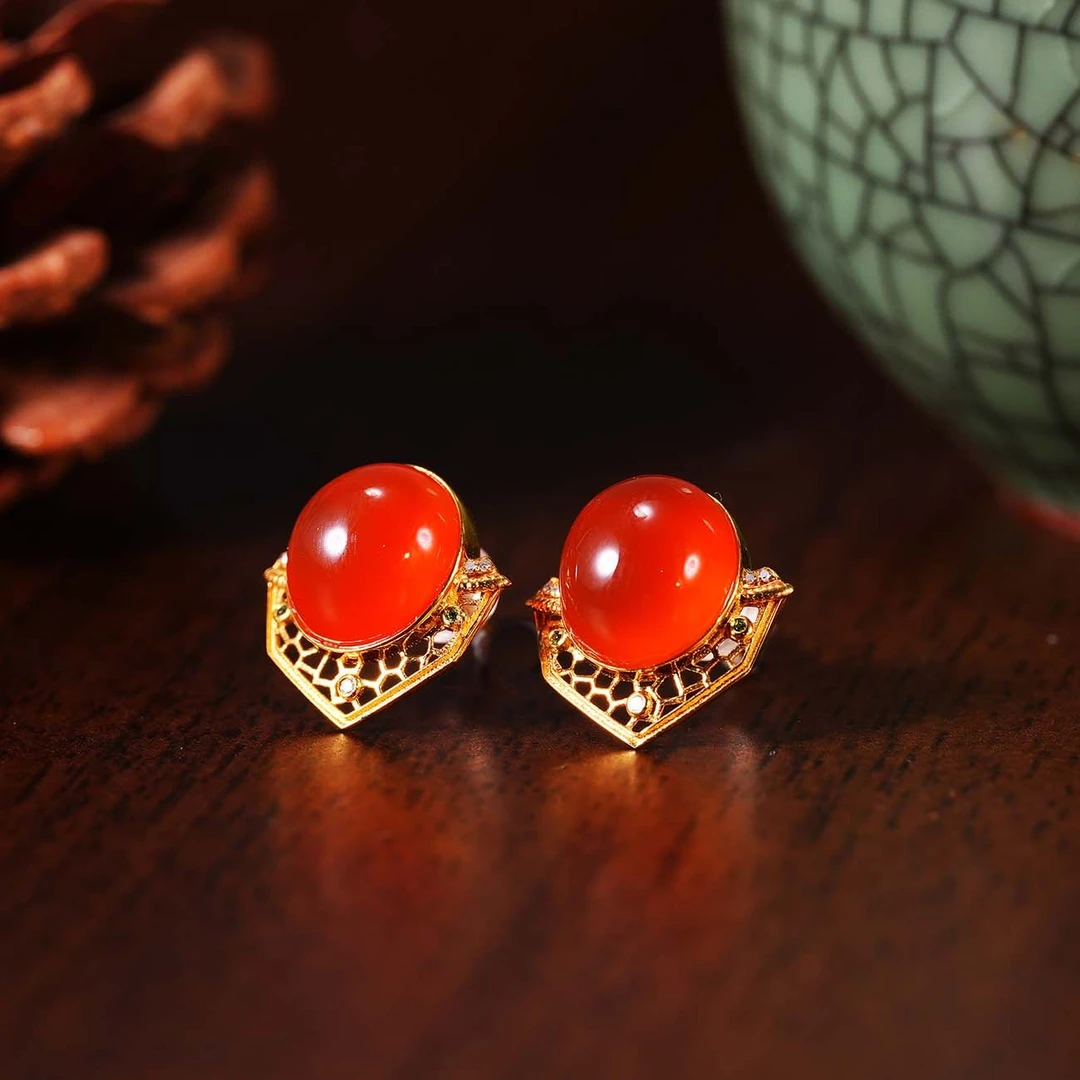 【婧婧精选】臻品 · 冰红南红蛋面18K金耳钉