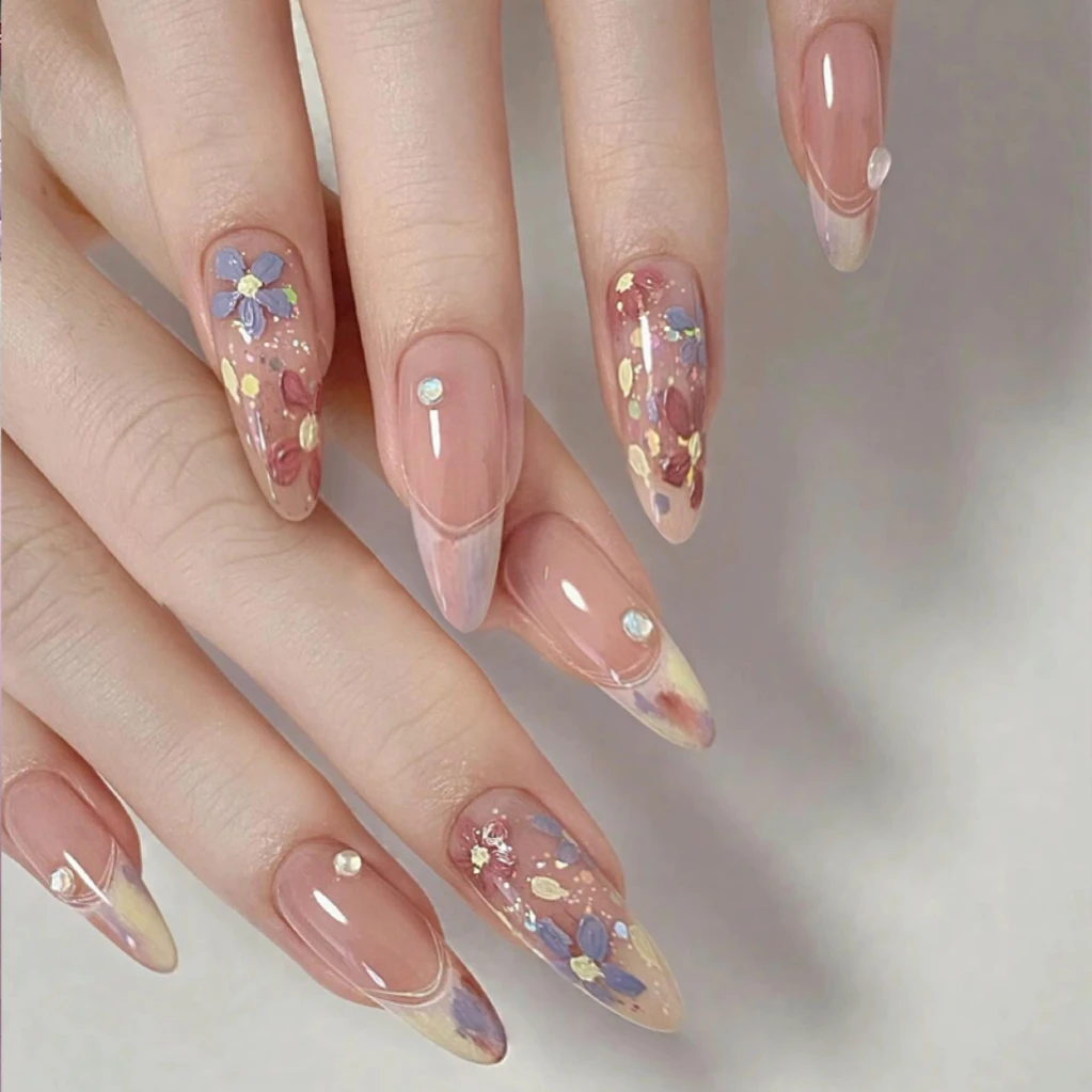 碎花法式温柔穿戴美甲秋冬水滴长款高级感甜美简约显白指甲可拆卸