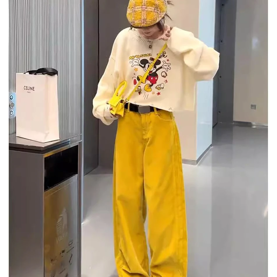 入秋搭配一整套森系慵懒减龄穿搭杏色圆领毛衣黄色拖地长裤两件套