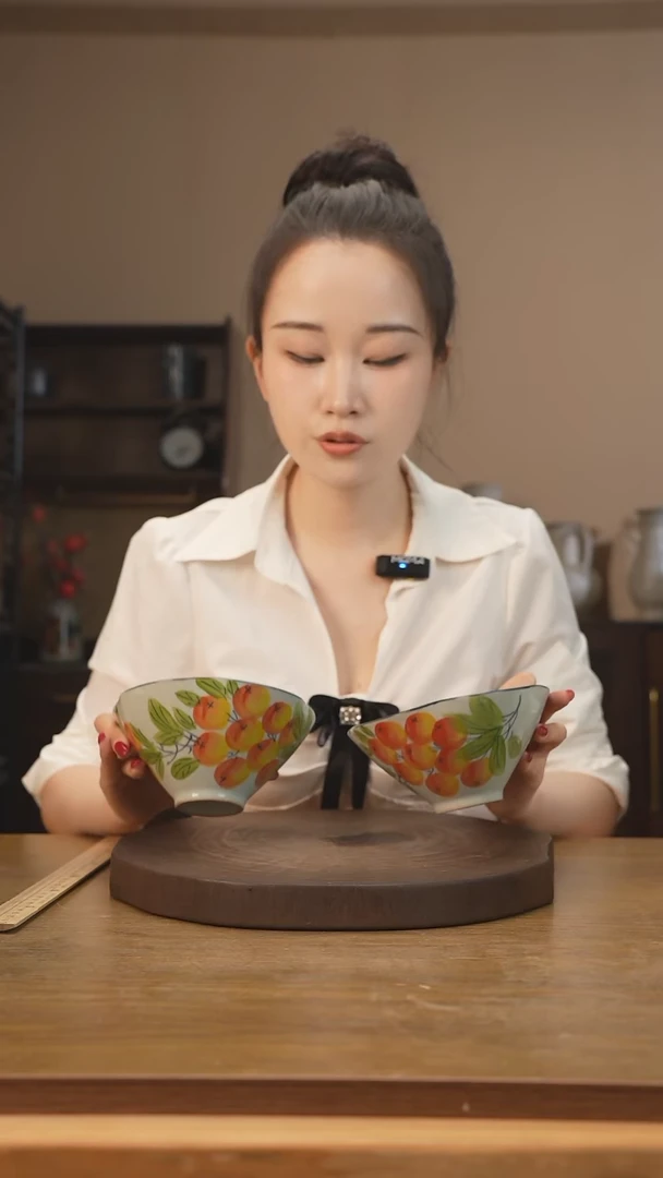 【闪购商品】碗拍一发二花口斗笠碗（绿叶枇杷） JH