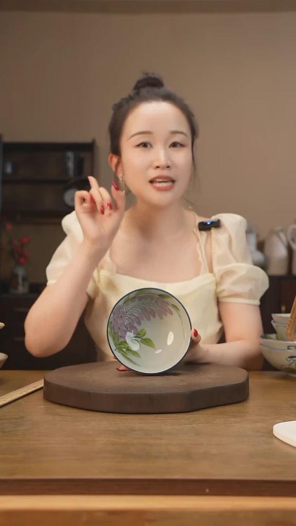 【闪购商品】碗手绘奶奶碗（绿叶紫藤）