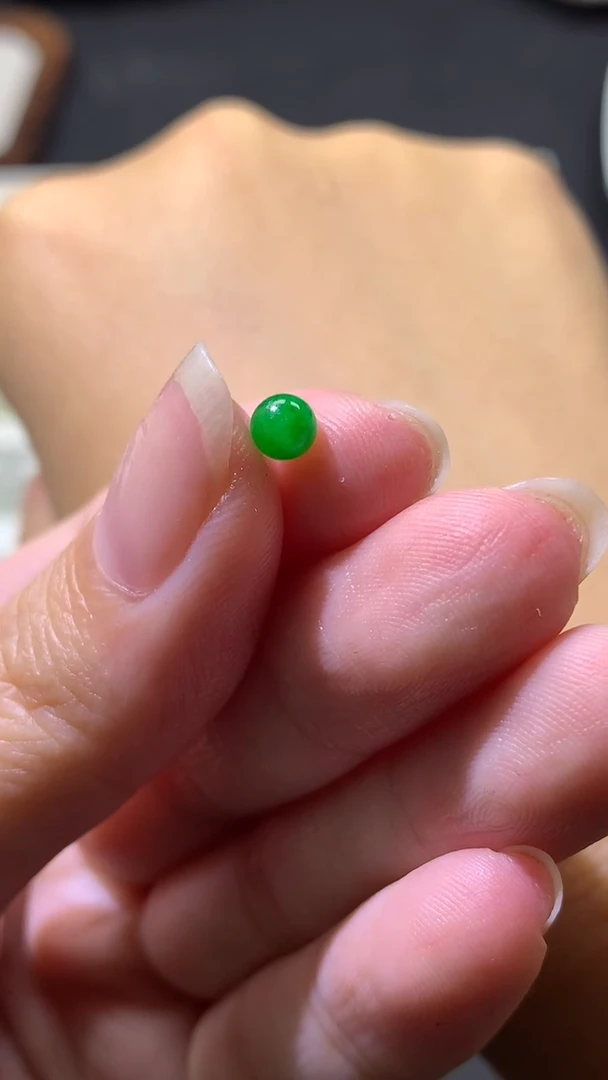 【闪购商品】定制翡翠未镶嵌卡4.3