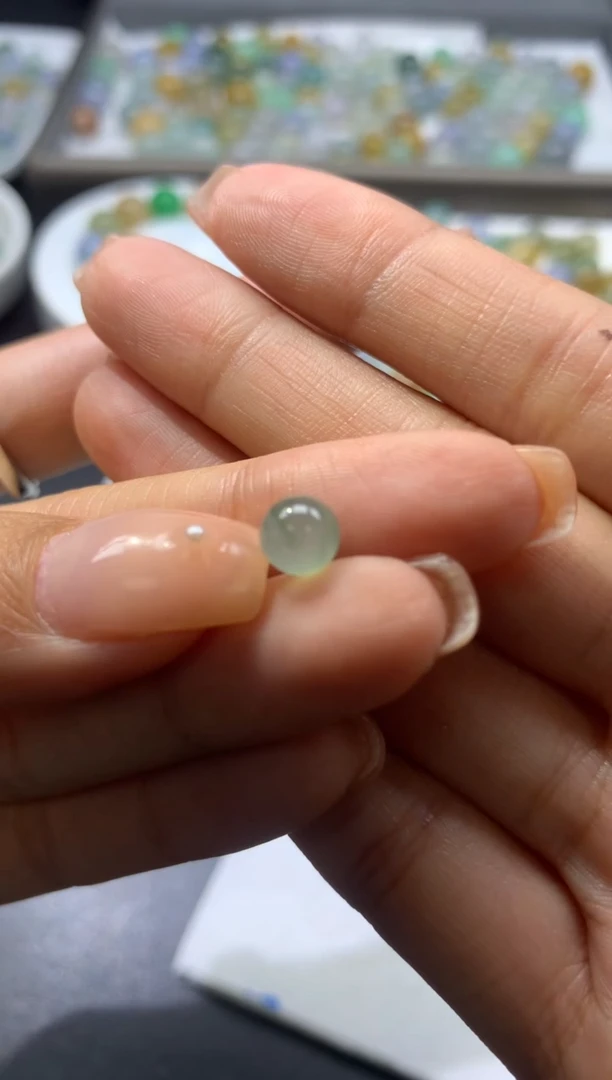 【闪购商品】定制翡翠未镶嵌珠子