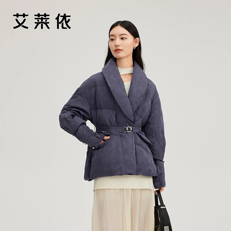 艾莱依别致翻领提花羽绒服女2024冬季新款时尚V领设计感外套3123