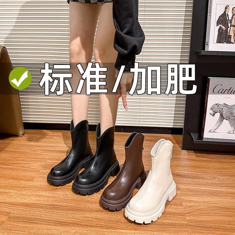 胖MM加肥加宽短靴子2024冬季新款厚底英伦风马丁靴