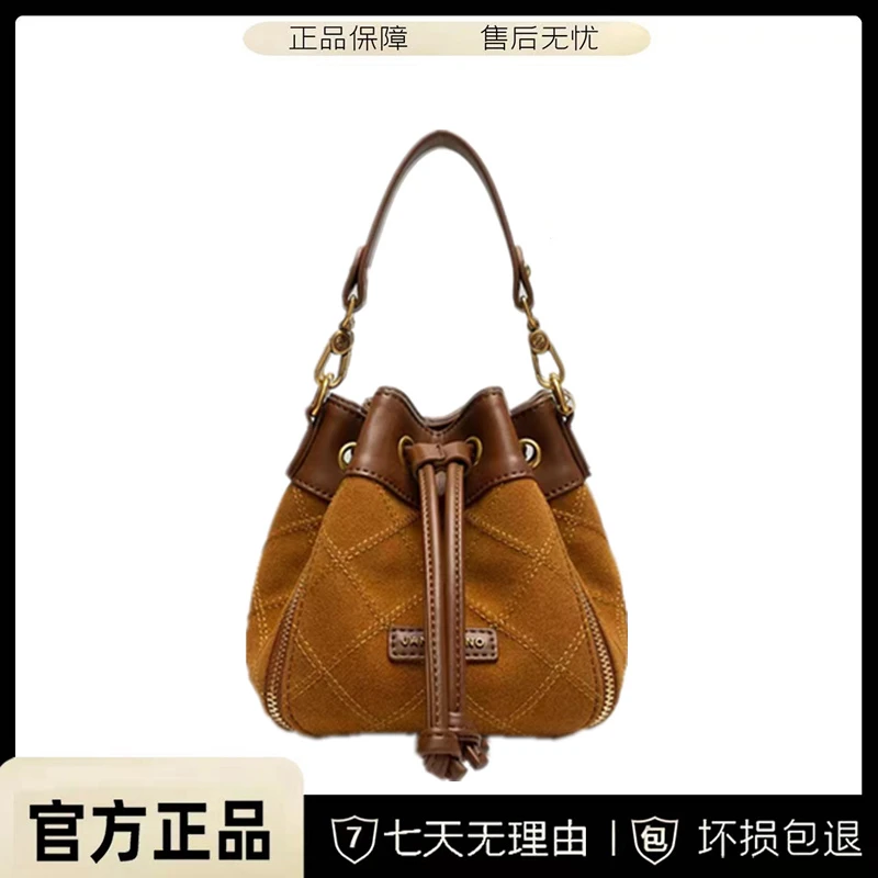 JANITINO/佳妮蒂诺新款轻奢风潮流百搭单肩手提水桶包8624磨砂棕