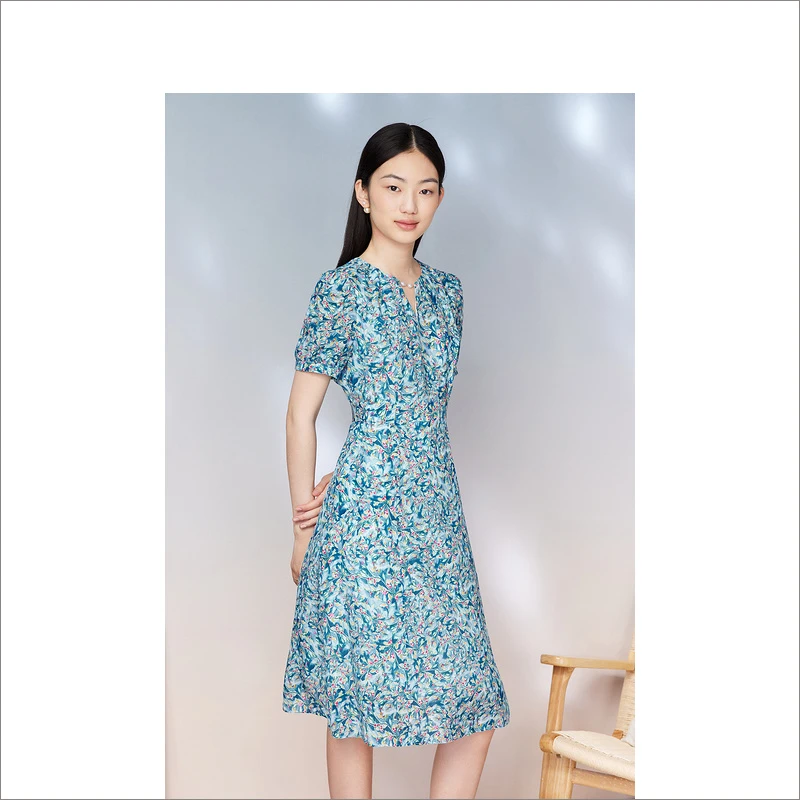 Goodland美地女装2023收腰新款中国风真丝老花连衣裙LC63205666