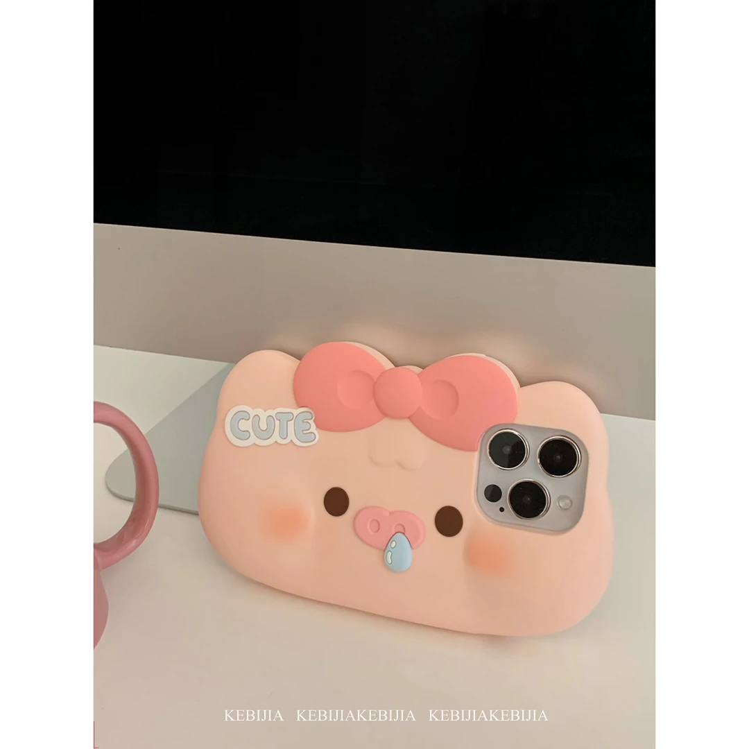 软萌蝴蝶结鼻涕猪硅胶防摔适用于苹果14promax/13/12pro/11手机壳