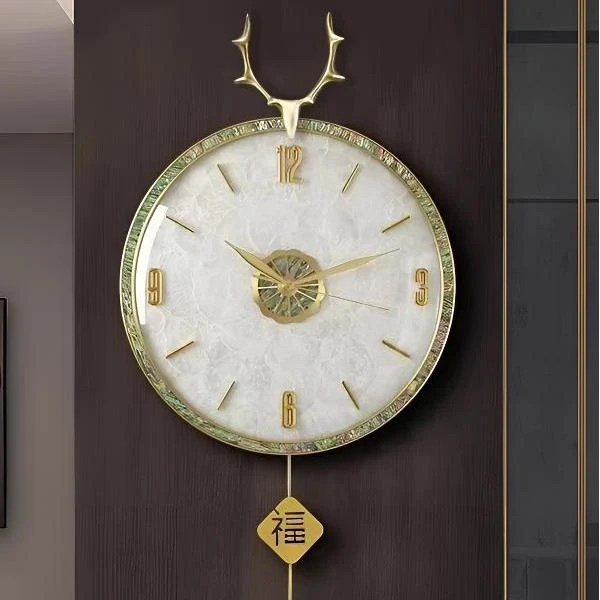 挂钟静音轻奢贝壳鹿头钟表黄铜时尚家用大气挂表客厅时钟挂墙机芯