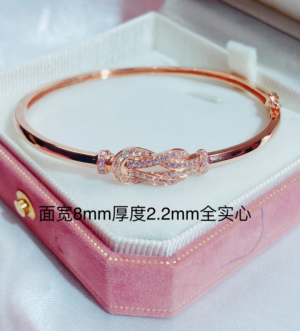 18k金新款时尚马蹄手镯01手链轻奢小众高级感