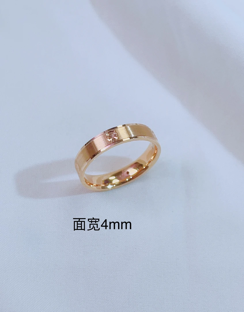 18K金戒指(哑面戒指)偏小建议拍首饰大一码