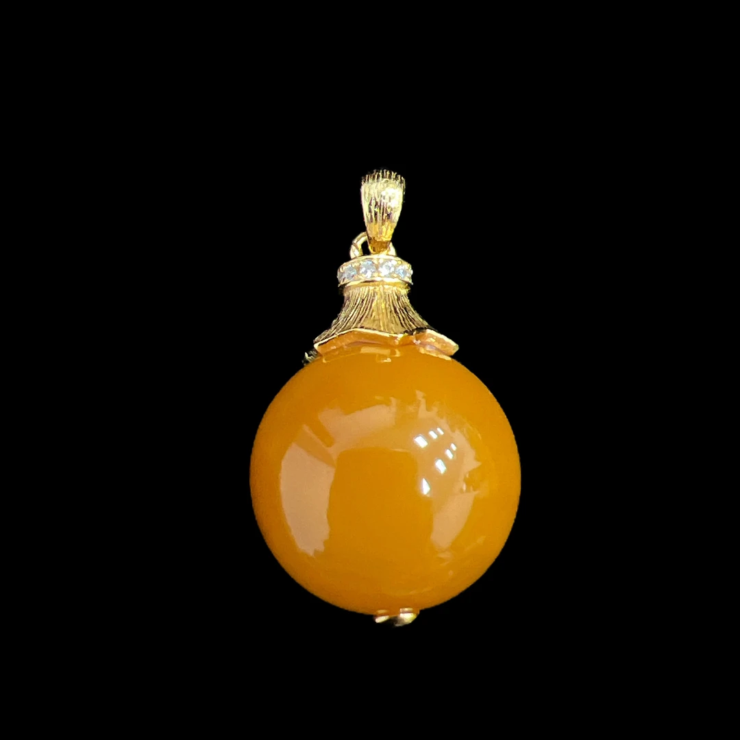 V6598蜜蜡吊坠孤品