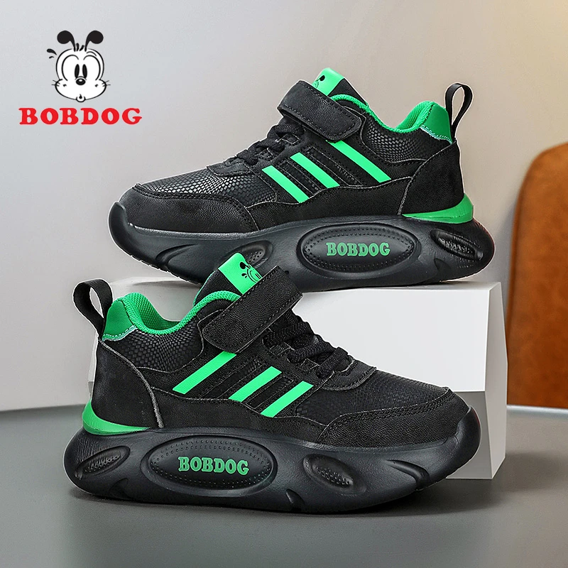 巴布豆童鞋男童运动鞋2024秋冬新款皮面防水中大童小学生休闲板鞋