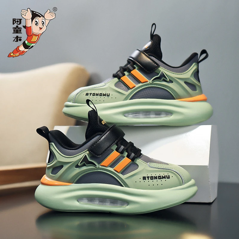 阿童木男童鞋子2024秋冬新款儿童皮面防水跑步鞋小女孩防滑老爹鞋