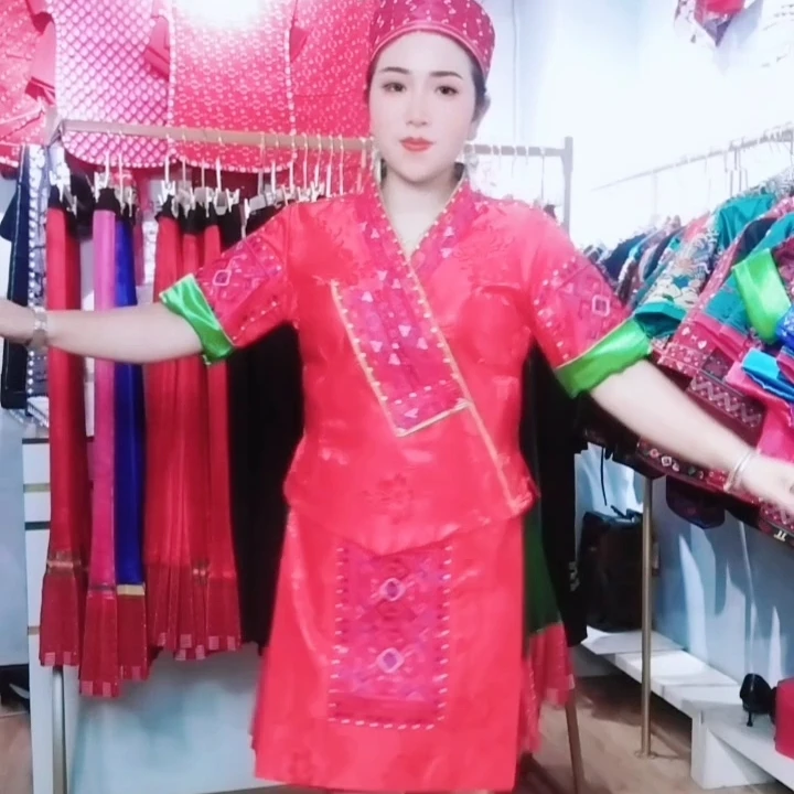 贵州凯里苗族服装女装绣花两件套装走秀民族风套装（上衣和腰帕）