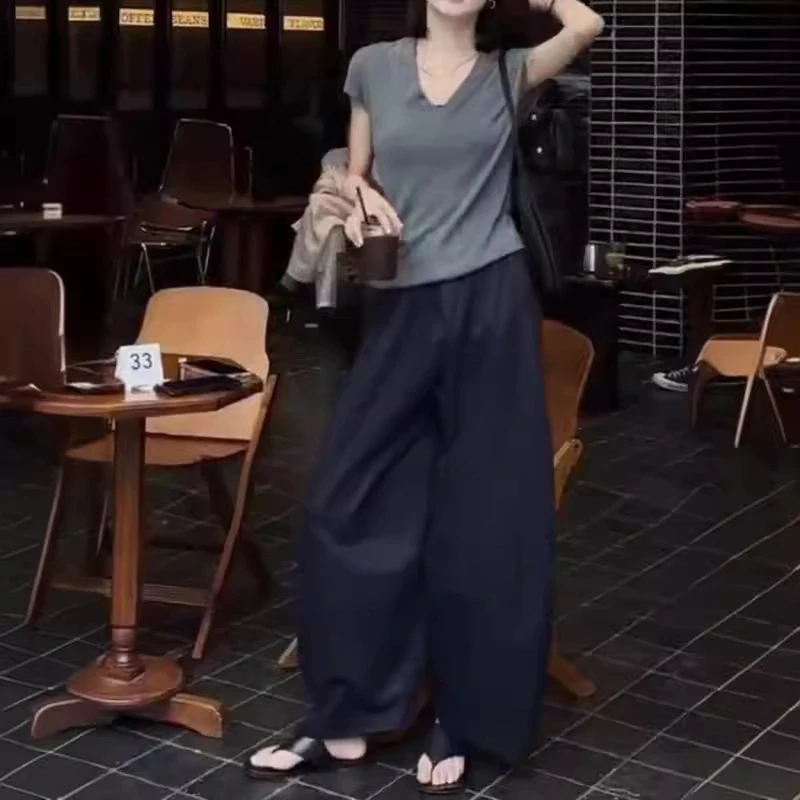 新款洋气百搭高级灰色V领T恤松弛感宽松阔腿裤女装2005