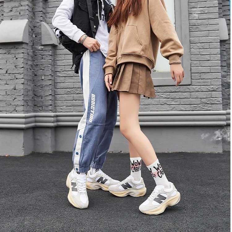 WRrunner美式增高休闲情侣宽松潮流嘻哈ins棒球鞋服