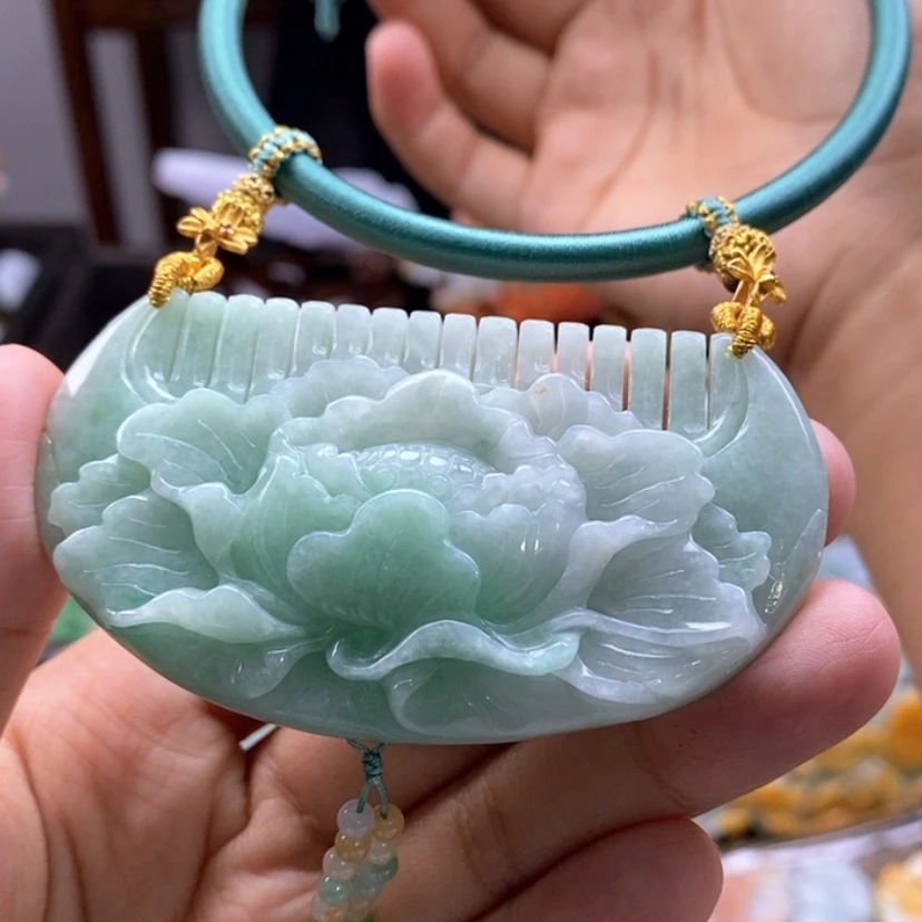 【闪购商品】定制翡翠未镶嵌俊****