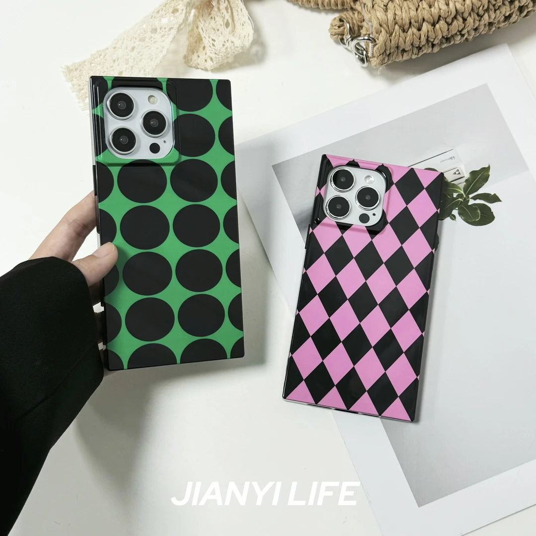 ins风菱格纹手机小众壳适用苹果16promax防摔大孔15/14高级感挂绳