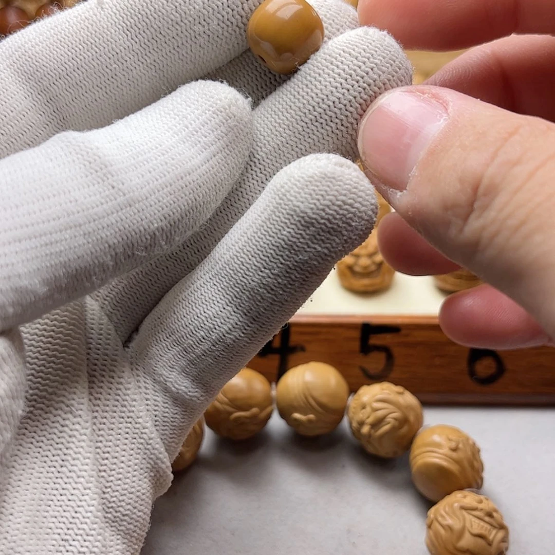 【闪购商品】猴头核桃吊坠失**神