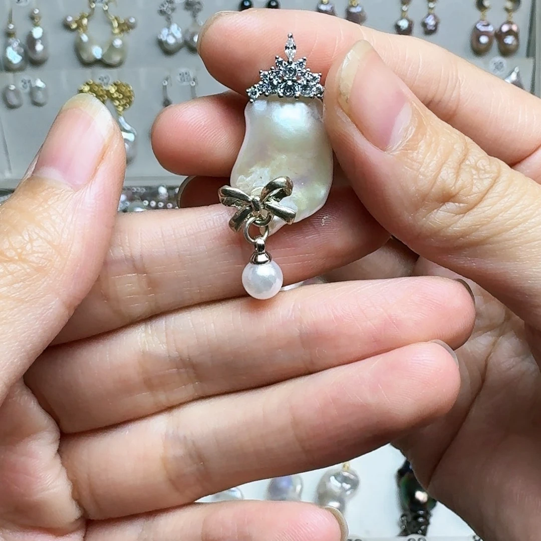 淡水珍珠颈饰合金