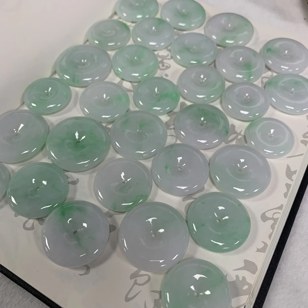 缅甸天然A翡翠飘金丝翠时尚百塔素款翡翠平安扣吊坠-多样性发货