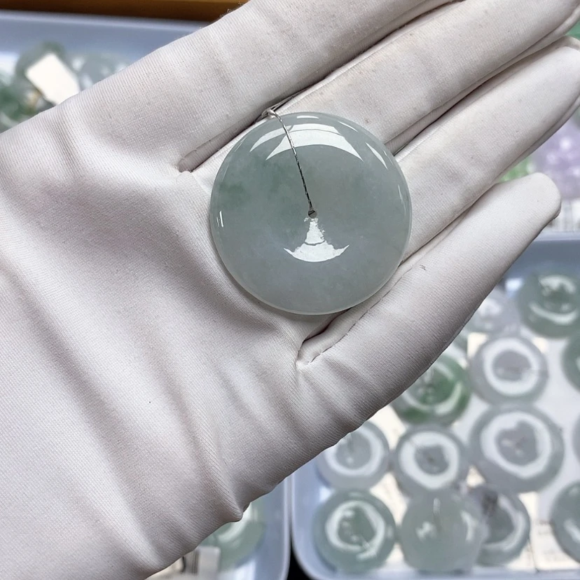 【闪购商品】翡翠颈饰未镶嵌雨*、