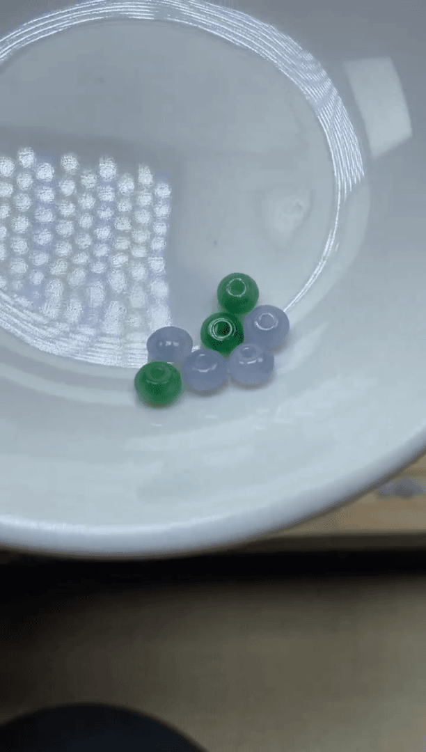 【闪购商品】翡翠散珠未镶嵌7颗