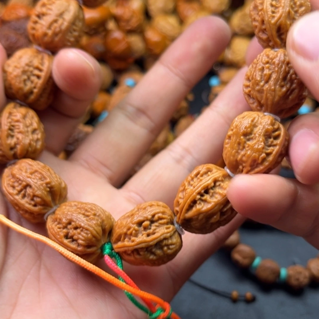 【闪购商品】橄榄核吊坠