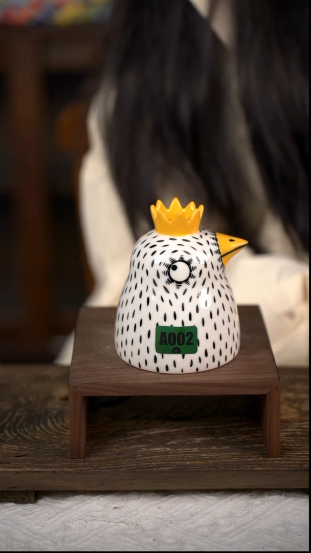 【闪购商品】陶瓷花器白眼鸟花器002