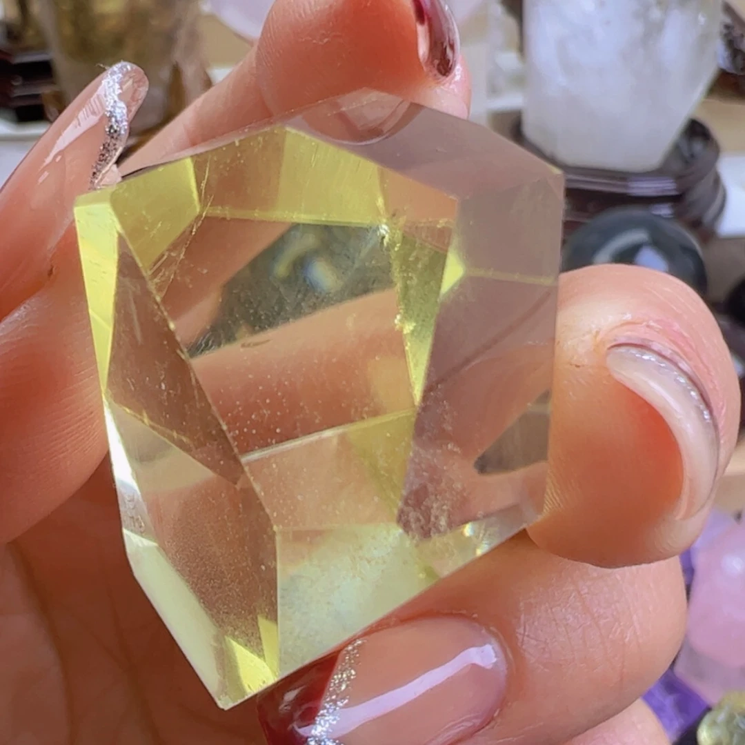 【闪购商品】水晶摆件未镶嵌天***士