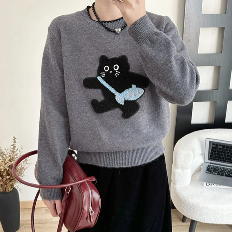 圆领毛衣女套头秋冬新款时尚洋气宽松刺袖小猫针织打底衫内搭上衣