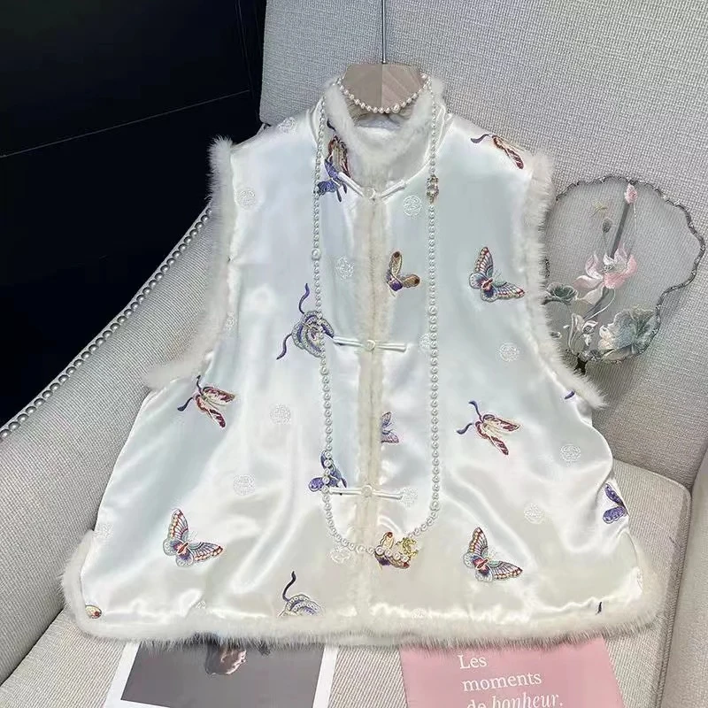 国风重工刺绣夹棉马甲蝴蝶背心女2024冬季兔毛毛盘扣立领马夹上衣