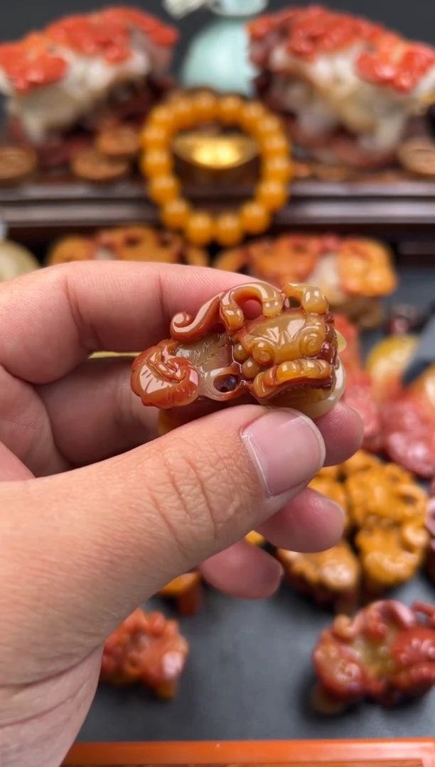 【闪购商品】石英质玉（黄龙玉）颈饰未镶嵌貔貅