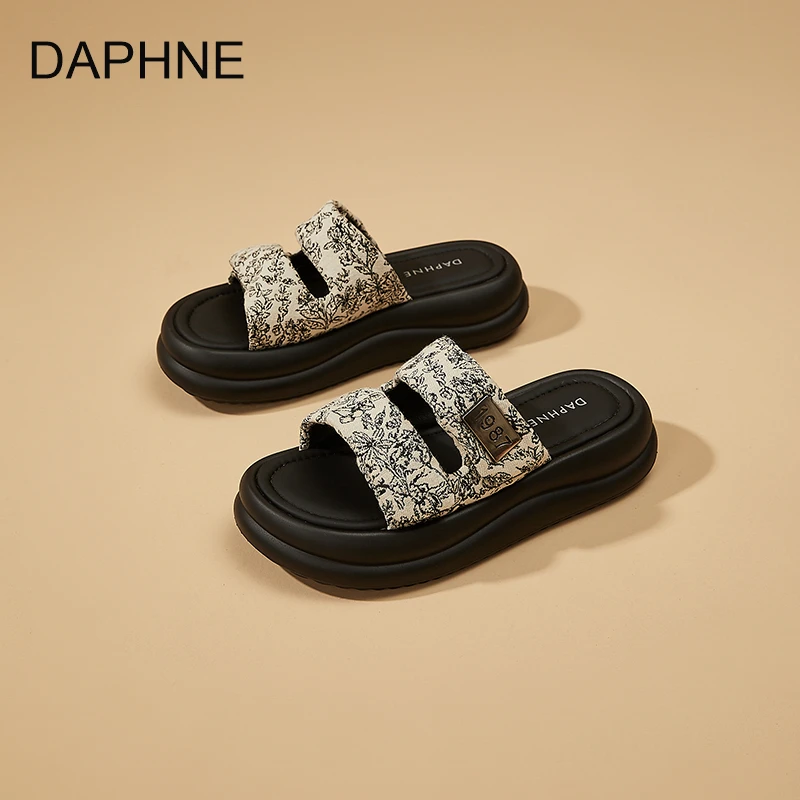 达芙妮复古凉拖鞋女夏季2024年新款小香风平底一字厚底拖鞋软底