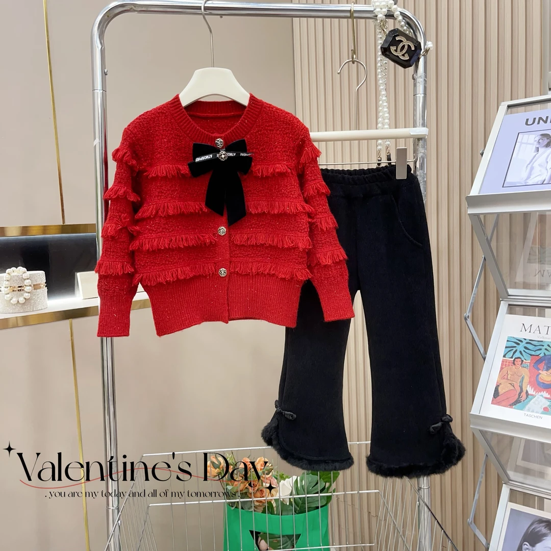 女童2023新年冬季加厚红色毛衣开衫+盘扣一体绒裤子两件套-8313