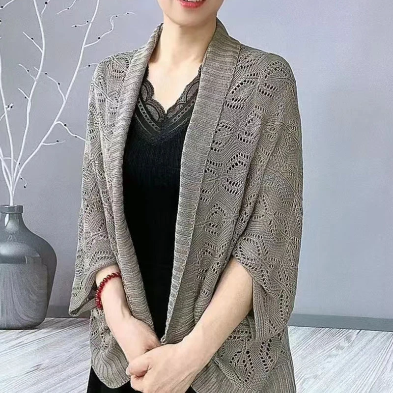 镂空冰丝凉感披肩女春夏秋新款慵懒外穿时尚宽松韩版百搭外套潮