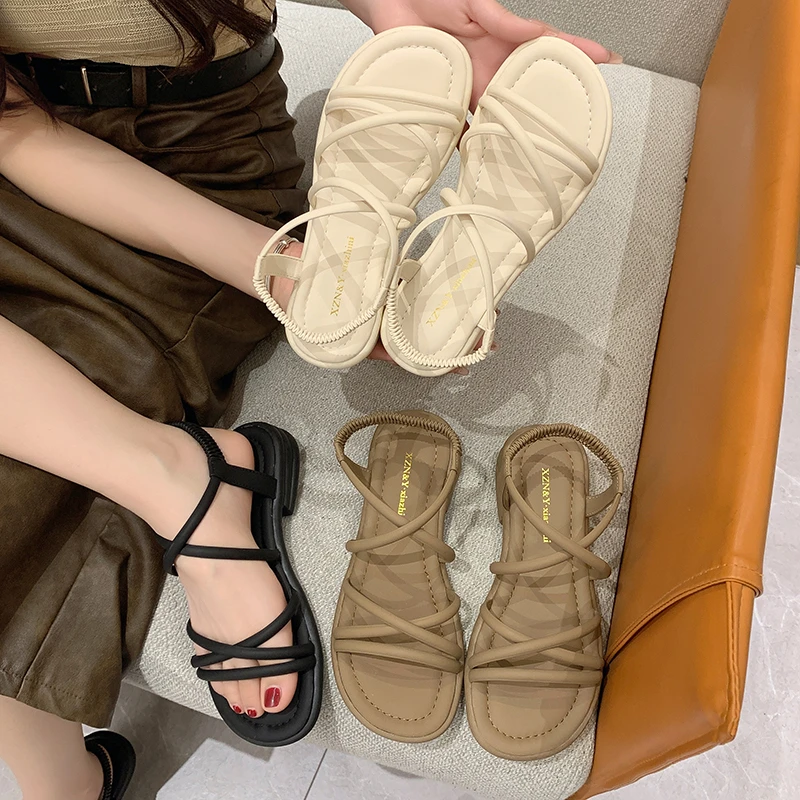 平底细带凉鞋女夏2024新款外穿网红踩屎感仙女配裙子罗马沙滩鞋子