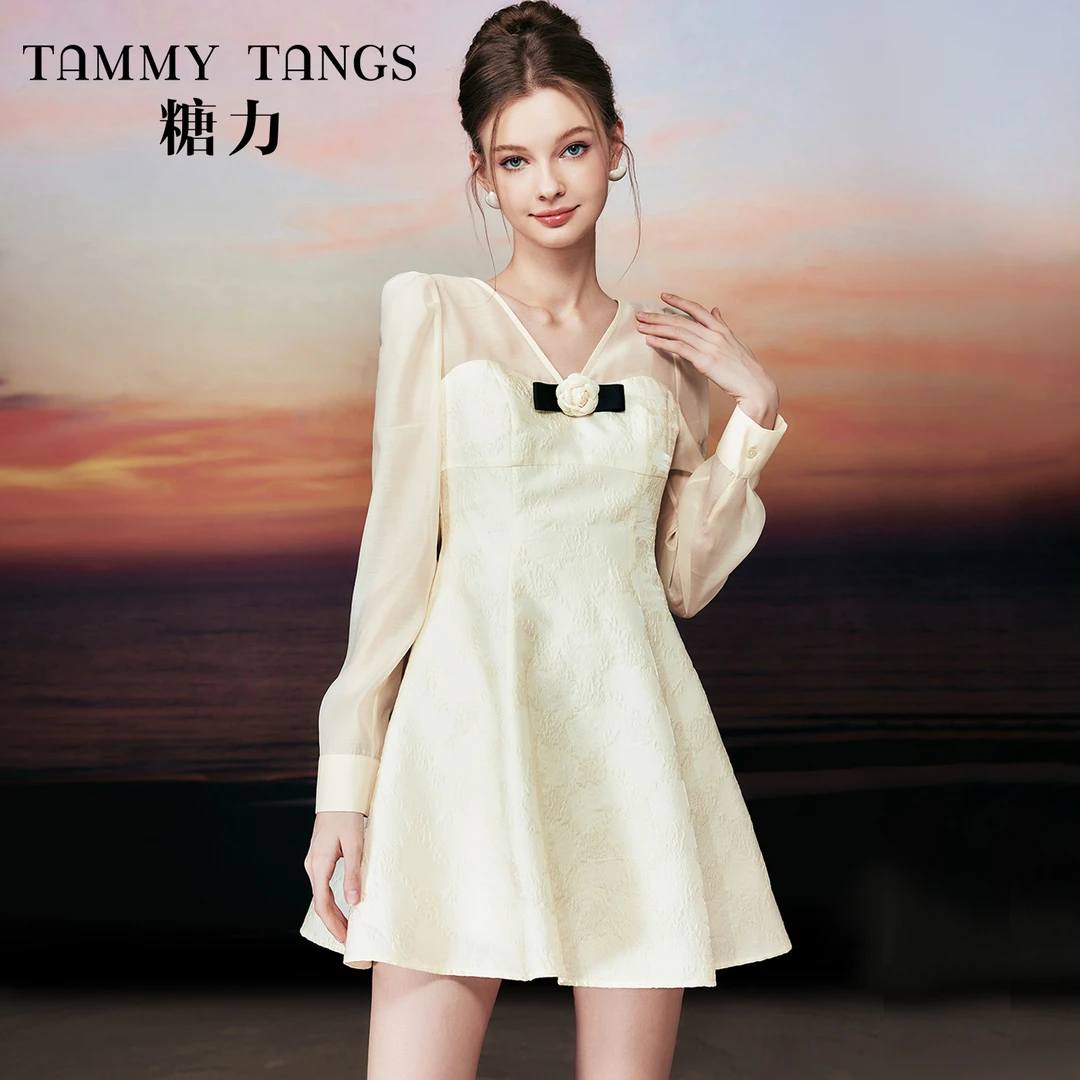 【老板娘夏天】糖力贵气千金 花朵装饰欧根纱长袖收腰提花连衣裙