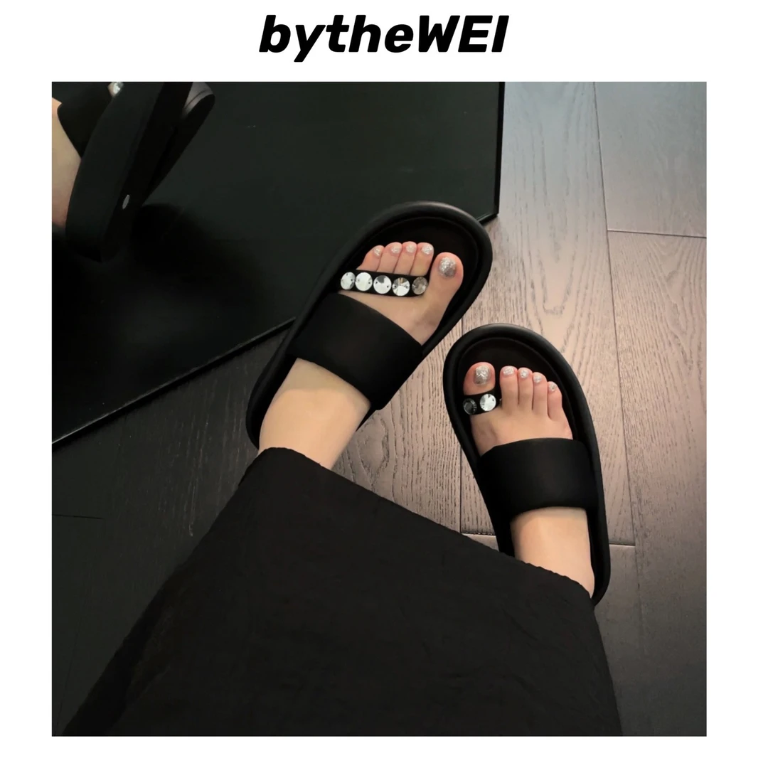 bytheWEI【鸽子蛋】缎面水钻不对称夹趾外穿拖鞋凉鞋9918-16
