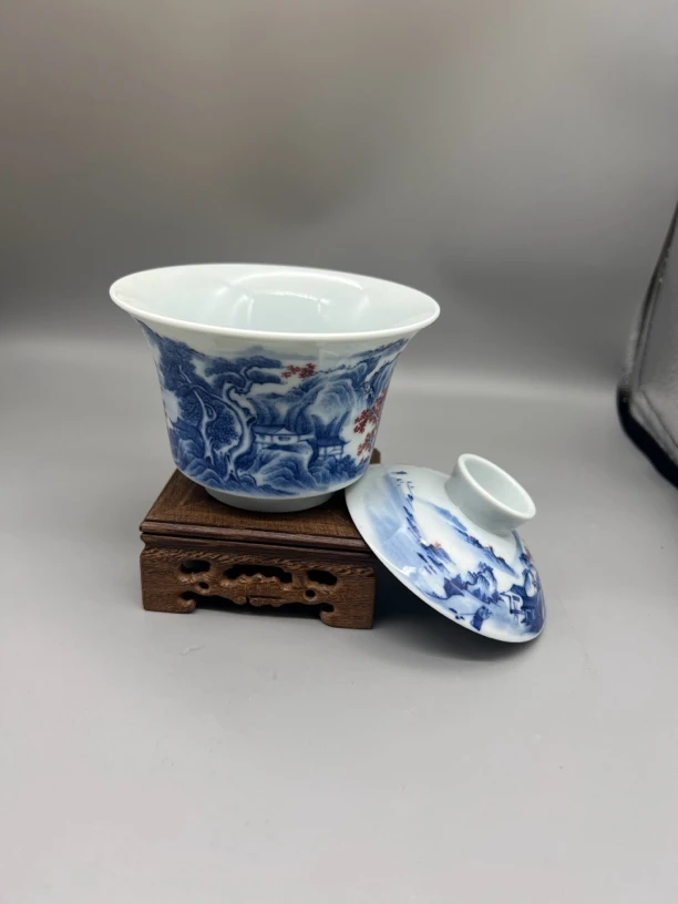景德镇青花山水重工马蹄盖碗