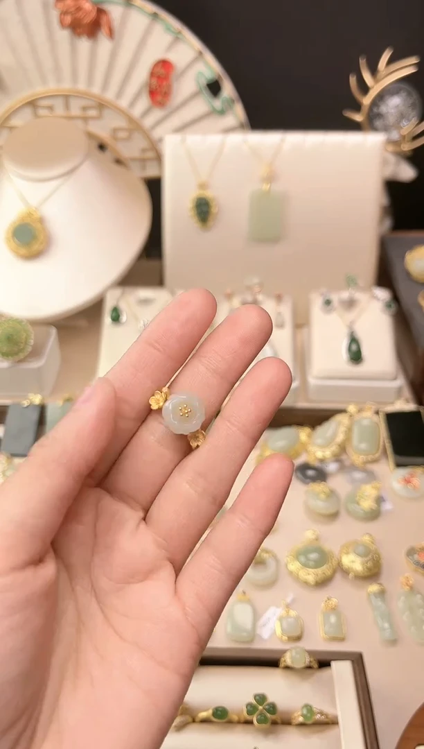 【闪购商品】和田玉戒指未镶嵌1