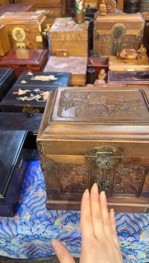 【闪购商品】贡木木艺花鸟官箱388...88888