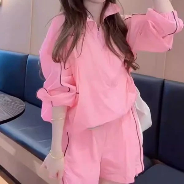 女士夏季防晒套装爆款2025新款时尚百搭港风短裤两件套上档次减龄