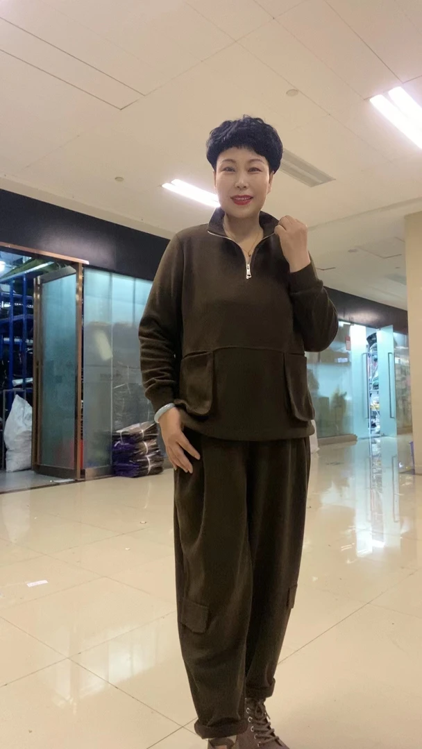 休闲套装女秋装 新款时尚纯色大码潮流两件套简约 百搭运动网红